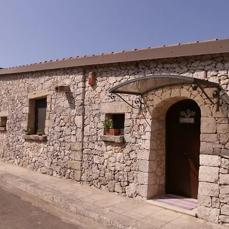 Deluxe Le Pajare Villa